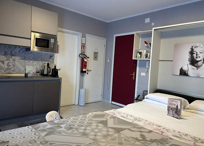 Studio Flat Full optional business&care Fiera e Policlinico
